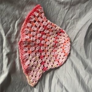 Crochet bucket hat